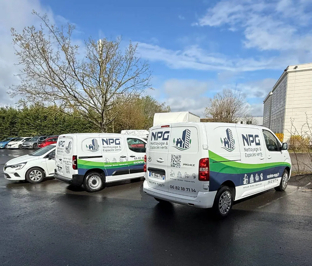 Camions NPG sur un parking